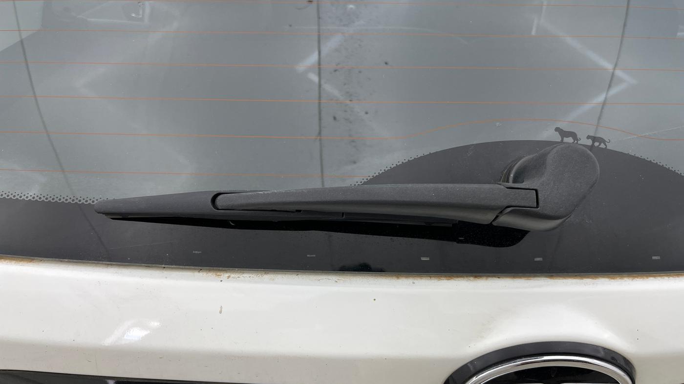 2022 Tata NEXON XZ PLUS DIESEL SUNROOF, Diesel, Manual, 1,13,927 km, Rear Wiper