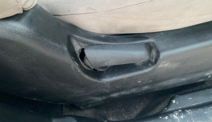 2016 Maruti Wagon R 1.0 VXI, Petrol, Manual, 1,45,459 km, Driver Side Adjustment Panel