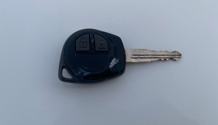 2016 Maruti Wagon R 1.0 VXI, Petrol, Manual, 1,45,459 km, Key Close Up