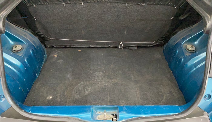 2022 Renault Kwid RXT 1.0 AMT (O), Petrol, Automatic, 39,276 km, Boot Inside