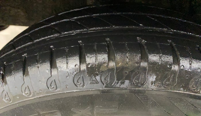 2022 Renault Kwid RXT 1.0 AMT (O), Petrol, Automatic, 39,276 km, Right Rear Tyre Tread