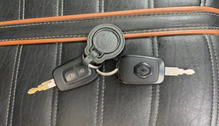 2020 Renault Kwid CLIMBER 1.0 AMT (O), Petrol, Automatic, 39,966 km, Key Close Up