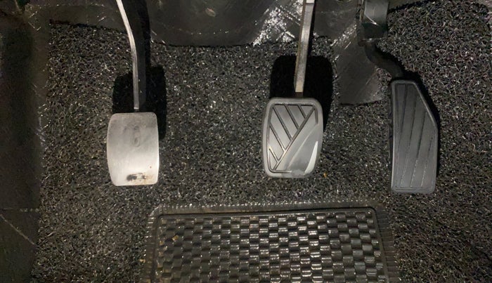 2021 Maruti New Wagon-R LXI CNG 1.0, CNG, Manual, 90,469 km, Pedals