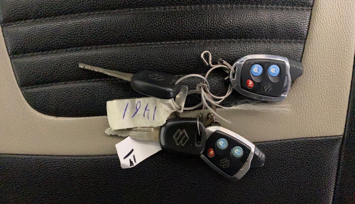 2021 Maruti New Wagon-R LXI CNG 1.0, CNG, Manual, 90,469 km, Key Close Up