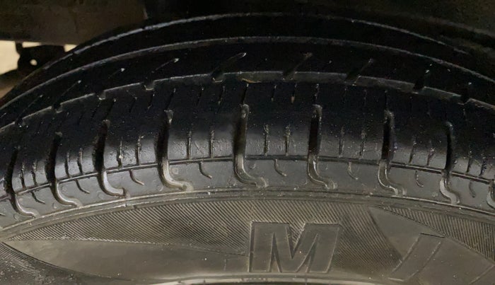 2021 Maruti New Wagon-R LXI CNG 1.0, CNG, Manual, 90,469 km, Right Rear Tyre Tread