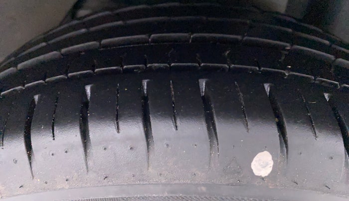 2021 Ford Figo Aspire 1.2 TITANIUM PETROL, Petrol, Manual, 10,772 km, Left Rear Tyre Tread