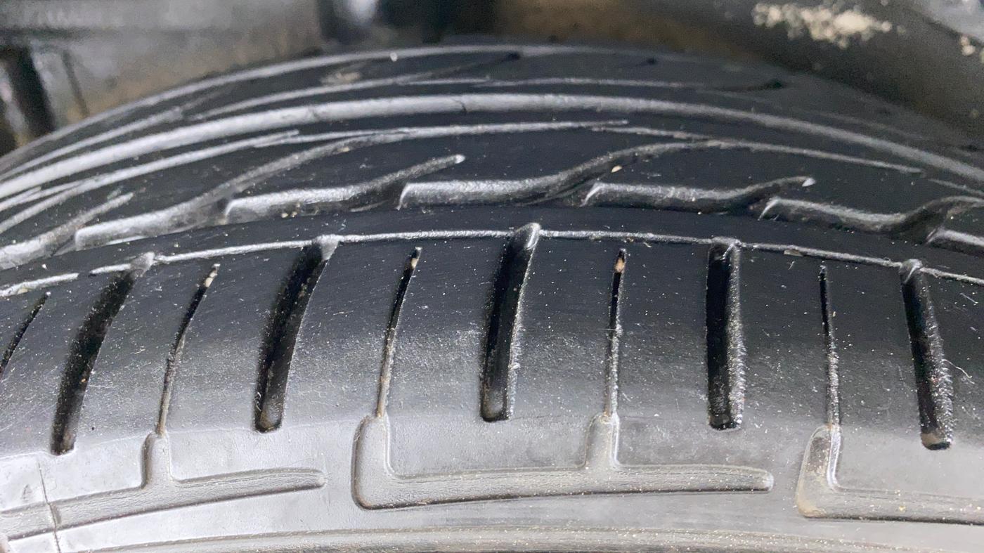 2020 Maruti Celerio ZXI AMT, Petrol, Automatic, 13,281 km, Right Rear Tyre Tread