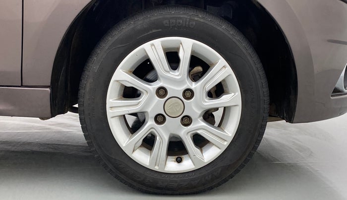 2017 Tata Tiago XZ 1.2 REVOTRON, Petrol, Manual, 33,270 km, Right Front Wheel