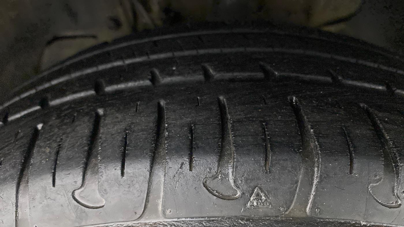 2017 Tata Tiago XZ 1.2 REVOTRON, Petrol, Manual, 33,270 km, Left Rear Tyre Tread