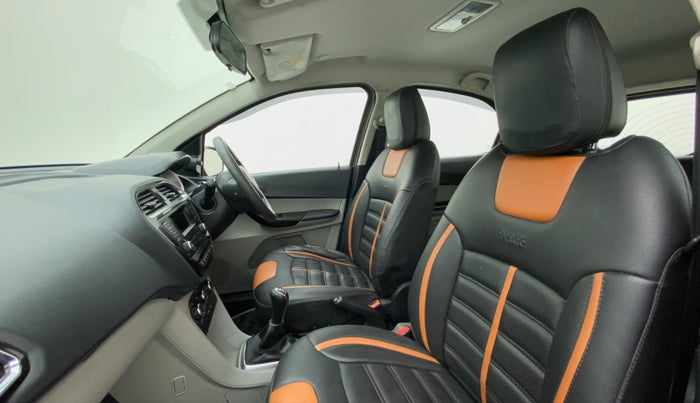 2017 Tata Tiago XZ 1.2 REVOTRON, Petrol, Manual, 33,270 km, Right Side Front Door Cabin