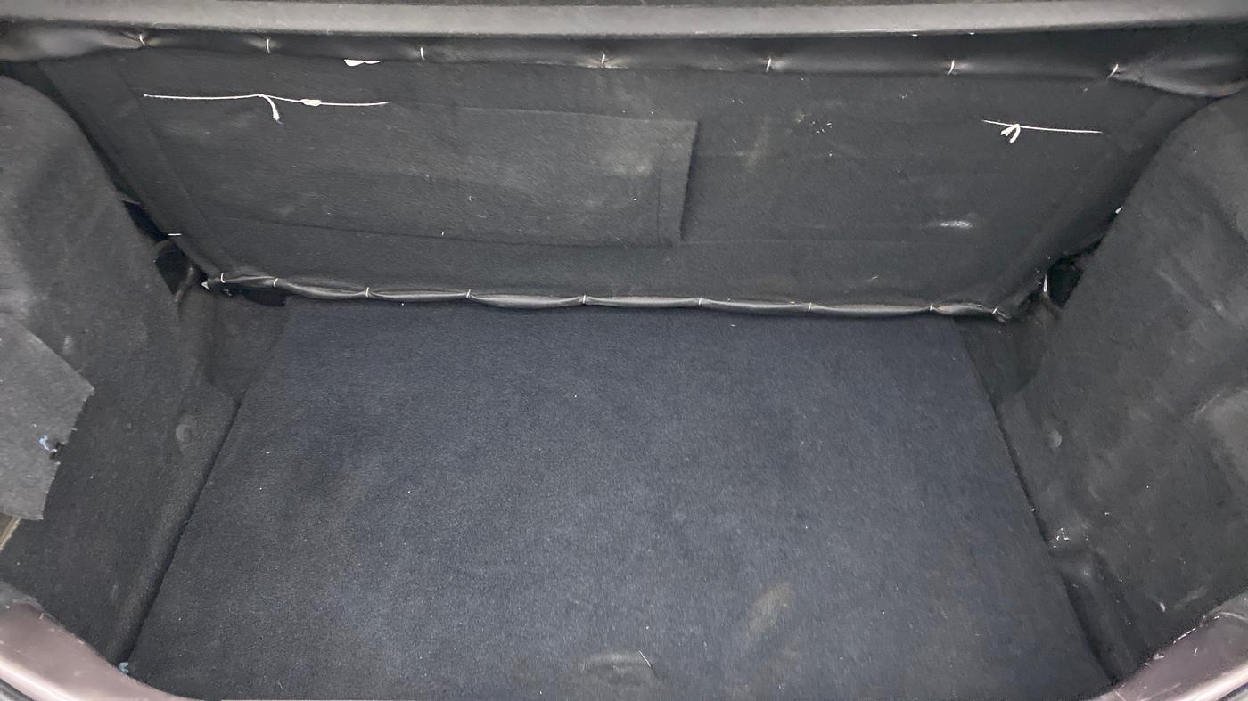 2017 Tata Tiago XZ 1.2 REVOTRON, Petrol, Manual, 33,270 km, Boot Inside