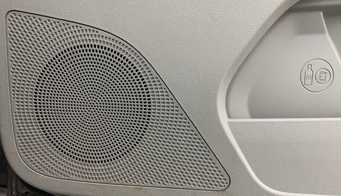 2017 Tata Tiago XZ 1.2 REVOTRON, Petrol, Manual, 33,270 km, Speaker