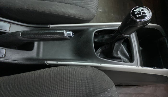 2018 Maruti Baleno ZETA PETROL 1.2, Petrol, Manual, 79,321 km, Gear Lever