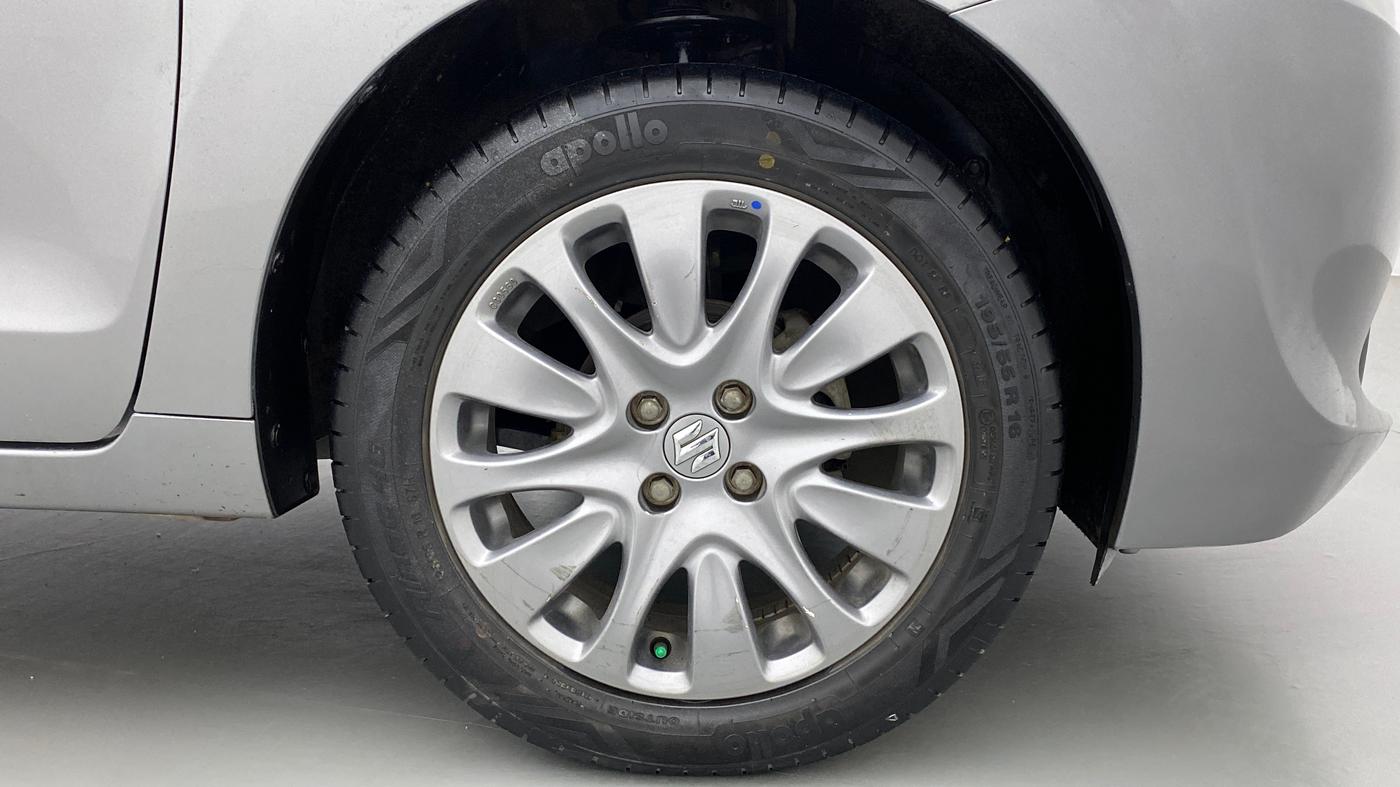 2018 Maruti Baleno ZETA PETROL 1.2, Petrol, Manual, 79,321 km, Right Front Wheel