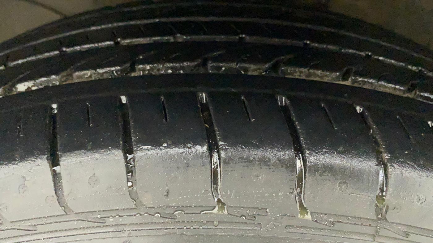 2016 Honda BR-V 1.5L I-VTEC V CVT, Petrol, Automatic, 54,049 km, Left Front Tyre Tread