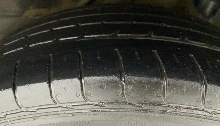 2016 Honda BR-V 1.5L I-VTEC V CVT, Petrol, Automatic, 54,049 km, Left Rear Tyre Tread