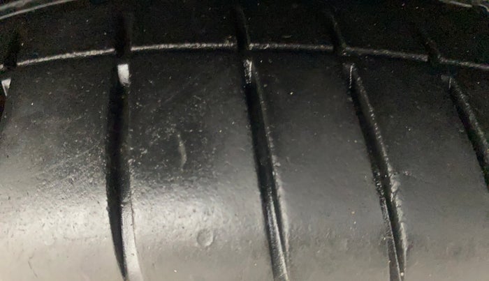 2021 Tata ALTROZ XZ PLUS I-TURBO PETROL, Petrol, Manual, 97,442 km, Right Front Tyre Tread