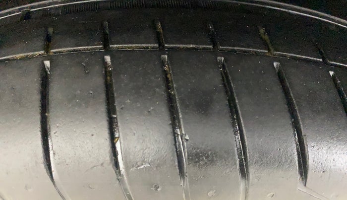 2021 Tata ALTROZ XZ PLUS I-TURBO PETROL, Petrol, Manual, 97,442 km, Right Rear Tyre Tread