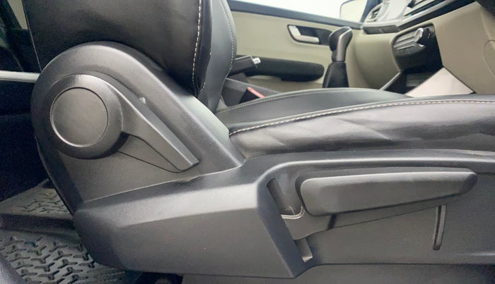 2021 Tata ALTROZ XZ PLUS I-TURBO PETROL, Petrol, Manual, 97,442 km, Driver Side Adjustment Panel