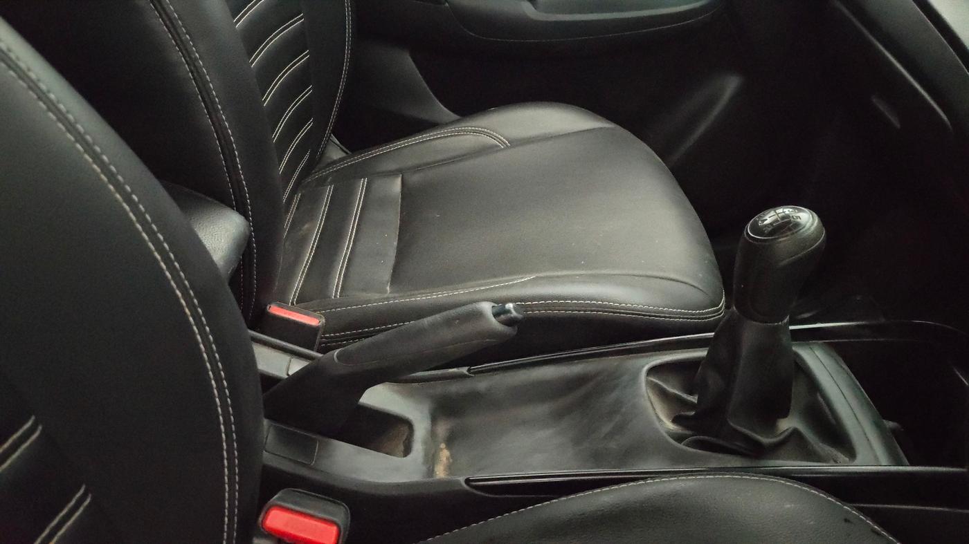 2019 Maruti Baleno SIGMA PETROL 1.2, Petrol, Manual, 38,275 km, Gear Lever