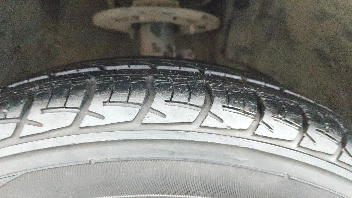 2019 Maruti Baleno SIGMA PETROL 1.2, Petrol, Manual, 38,275 km, Right Front Tyre Tread