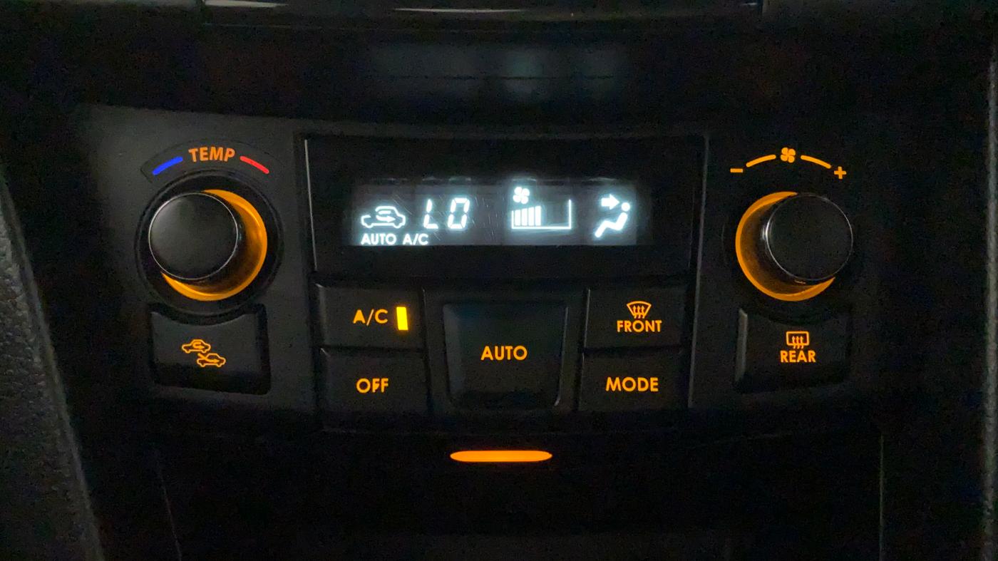 2011 Maruti Swift ZXI, Petrol, Manual, 67,971 km, Automatic Climate Control