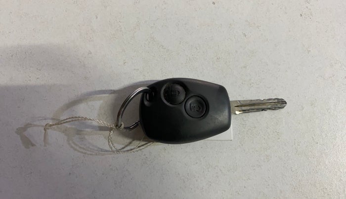 2021 Nissan Kicks XV 1.5, Petrol, Manual, 1,18,335 km, Key Close Up