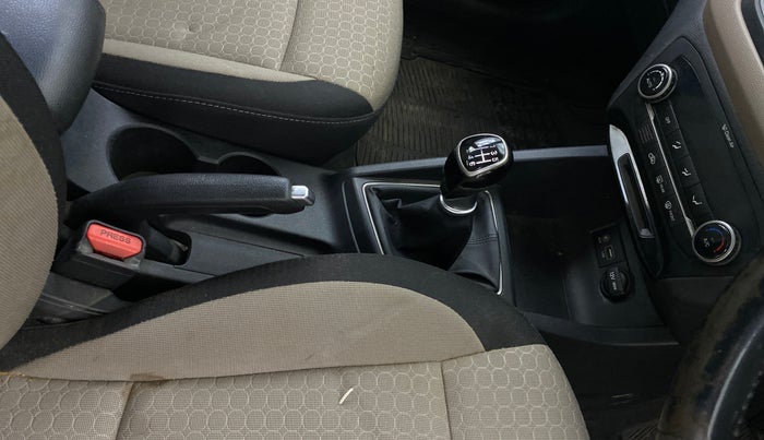 2016 Hyundai Elite i20 ASTA 1.4 CRDI, Diesel, Manual, 73,489 km, Gear Lever