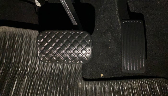 2024 MG HECTOR SHARP PRO 1.5 PETROL TURBO CVT PETROL, Petrol, Automatic, 14,132 km, Pedals