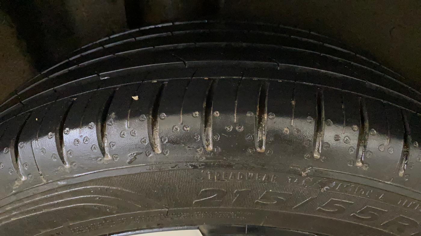 2024 MG HECTOR SHARP PRO 1.5 PETROL TURBO CVT PETROL, Petrol, Automatic, 14,132 km, Right Rear Tyre Tread