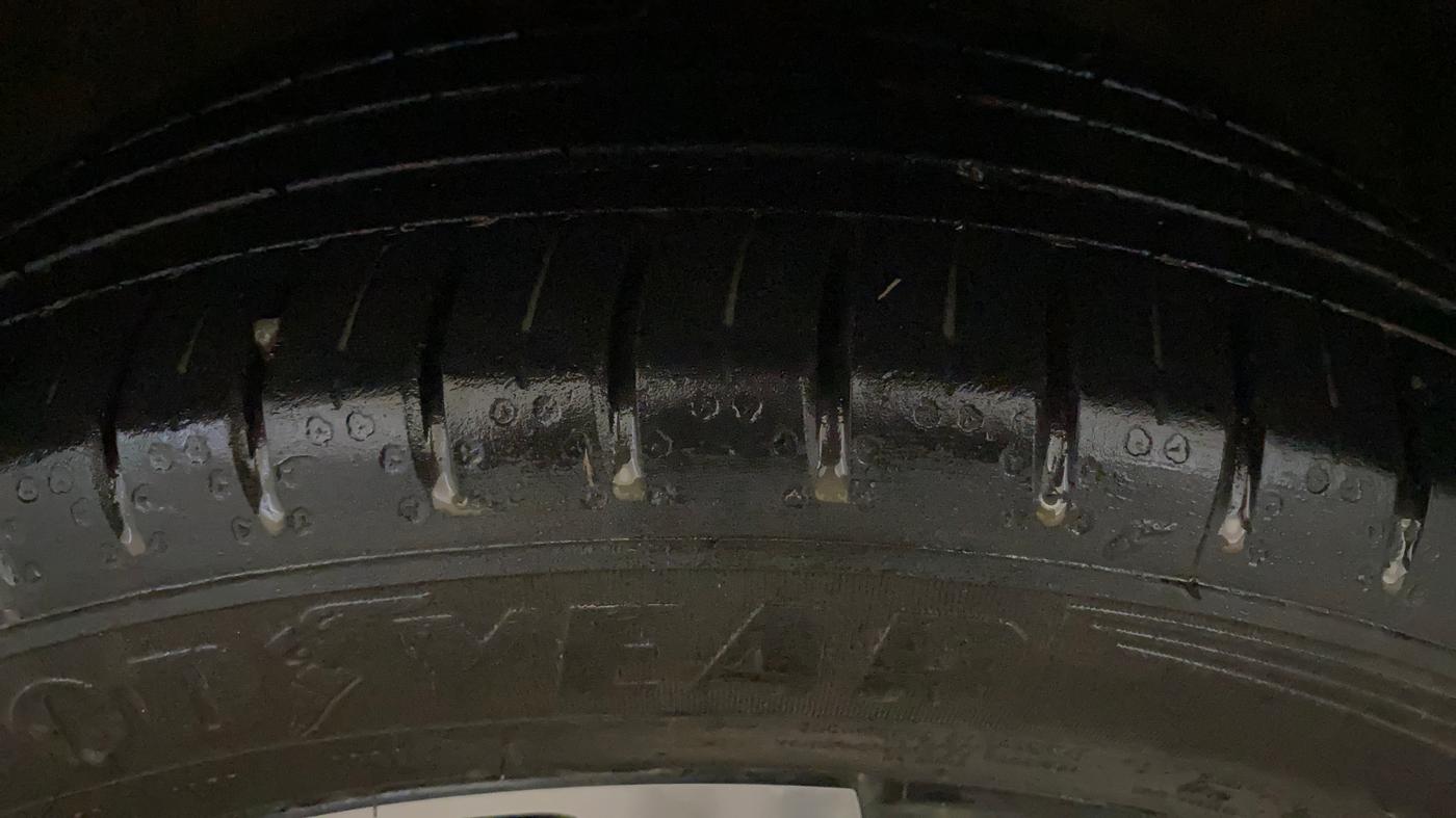 2024 MG HECTOR SHARP PRO 1.5 PETROL TURBO CVT PETROL, Petrol, Automatic, 14,132 km, Left Front Tyre Tread