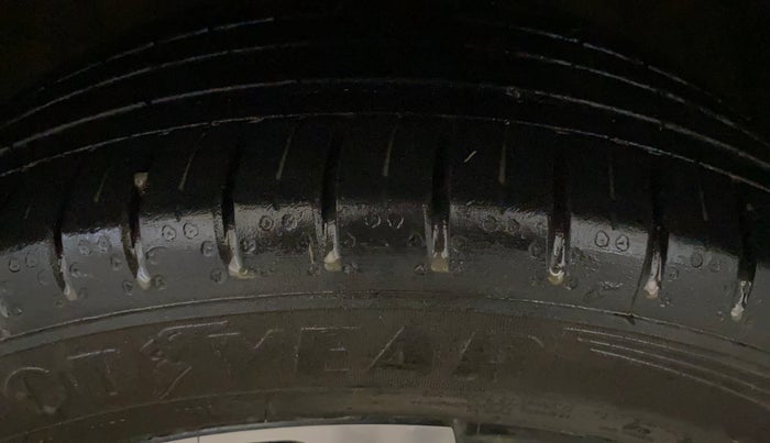 2024 MG HECTOR SHARP PRO 1.5 PETROL TURBO CVT PETROL, Petrol, Automatic, 14,132 km, Left Front Tyre Tread