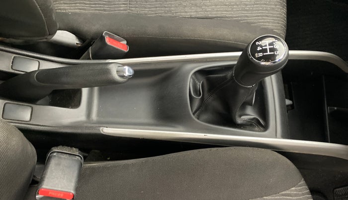 2017 Maruti Baleno DELTA PETROL 1.2, Petrol, Manual, 68,904 km, Gear Lever