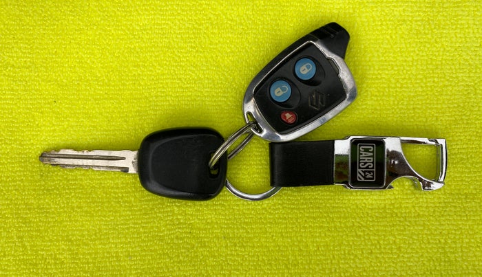 2018 Maruti Alto 800 LXI, Petrol, Manual, 42,432 km, Key Close Up