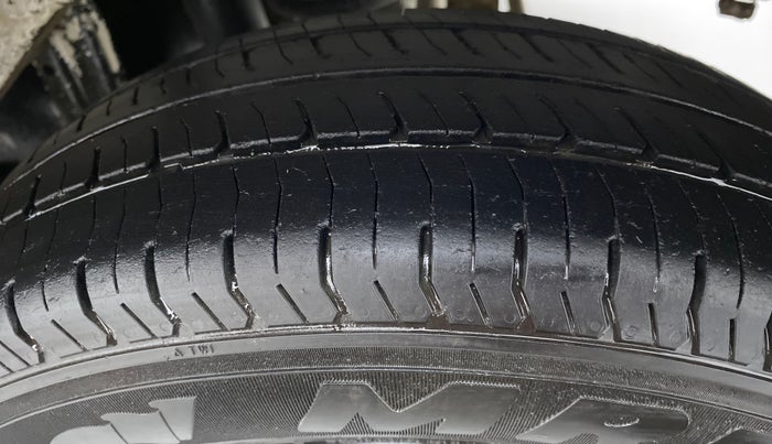 2018 Maruti Alto 800 LXI, Petrol, Manual, 42,432 km, Left Rear Tyre Tread