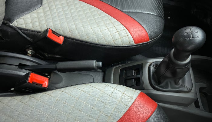 2018 Maruti Alto 800 LXI, Petrol, Manual, 42,432 km, Gear Lever