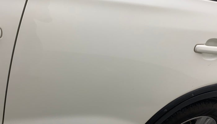 2016 Maruti Vitara Brezza ZDI, Diesel, Manual, 66,389 km, Rear left door - Slightly dented