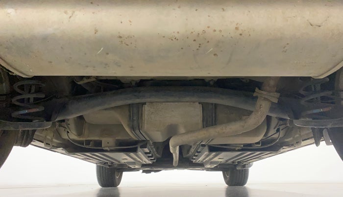 2016 Maruti Vitara Brezza ZDI, Diesel, Manual, 66,389 km, Rear Underbody