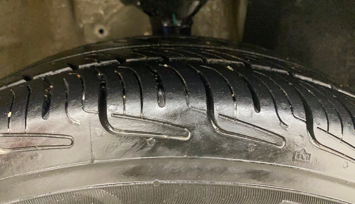 2019 Maruti New Wagon-R VXI 1.2, Petrol, Manual, 48,974 km, Right Front Tyre Tread