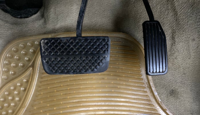 2015 Honda Amaze 1.2L I-VTEC VX AT, Petrol, Automatic, 35,967 km, Pedals