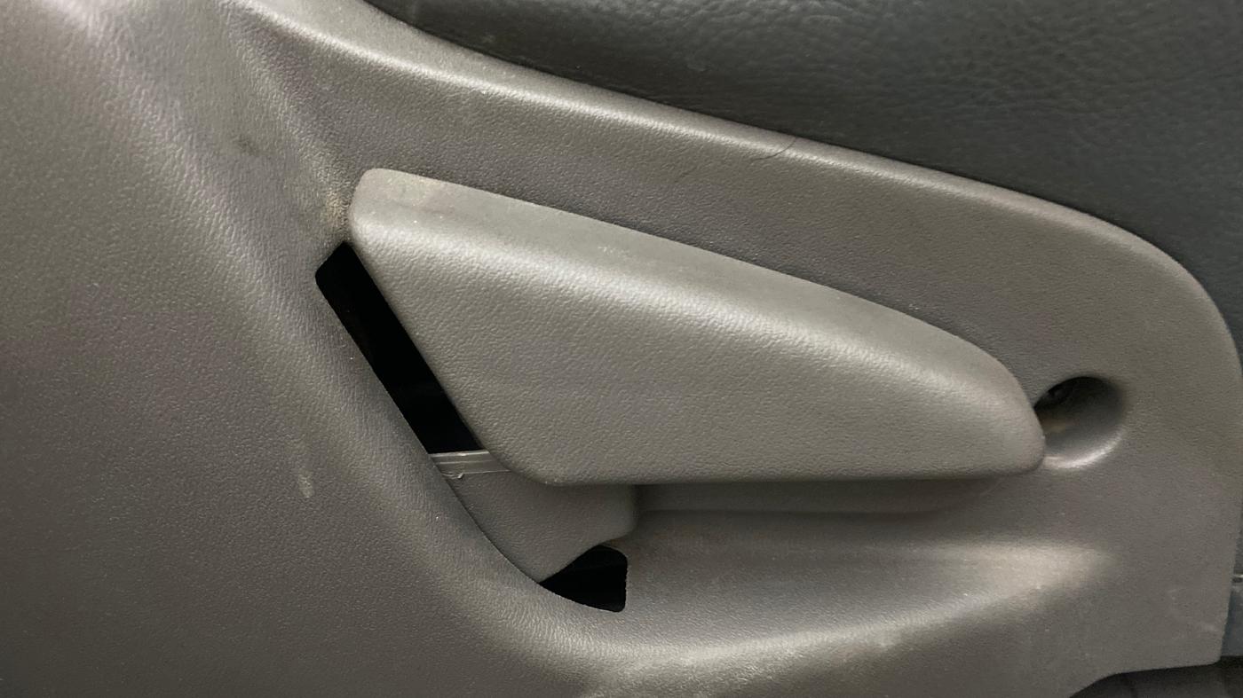 2014 Datsun Go T, Petrol, Manual, 43,209 km, Driver Side Adjustment Panel