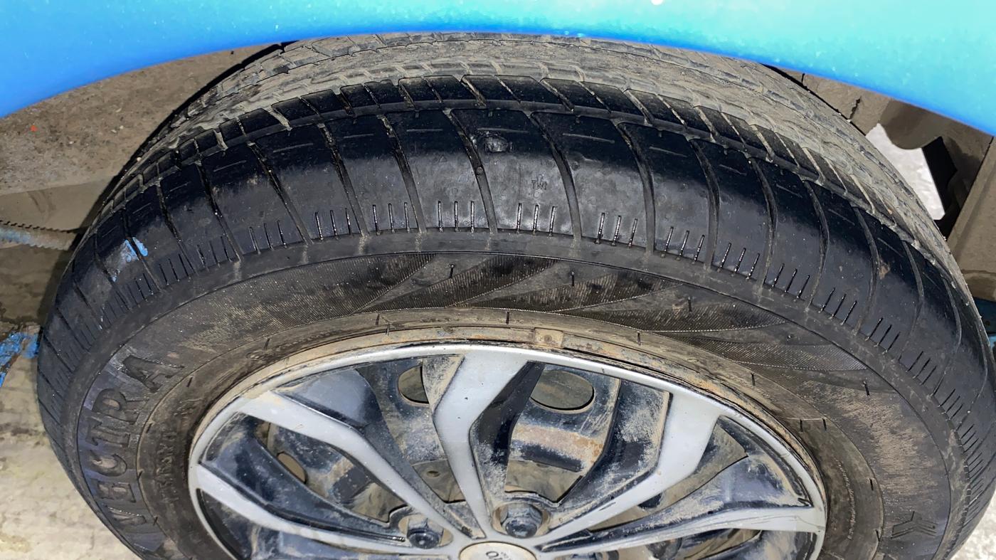 2017 Tata Tiago XT PETROL, Petrol, Manual, 73,475 km, Left Rear Tyre Tread