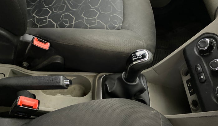 2017 Tata Tiago XT PETROL, Petrol, Manual, 73,409 km, Gear Lever