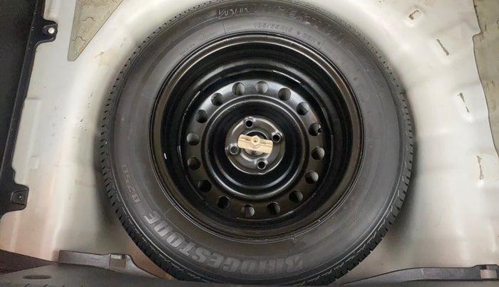 2018 Hyundai Elite i20 ASTA 1.2 (O), Petrol, Manual, 1,22,443 km, Spare Tyre