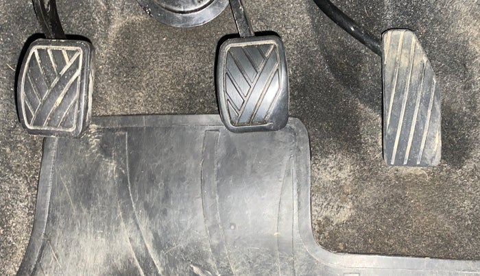 2018 Maruti Wagon R 1.0 LXI CNG, CNG, Manual, 82,568 km, Pedals
