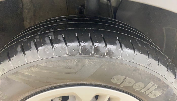 2022 KIA CARENS PRESTIGE 1.5 PETROL 7 STR, Petrol, Manual, 7,566 km, Right Front Tyre Tread