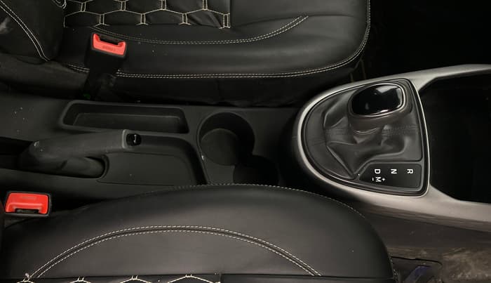 2022 Hyundai GRAND I10 NIOS SPORTZ AMT 1.2 KAPPA VTVT, Petrol, Automatic, 24,778 km, Gear Lever