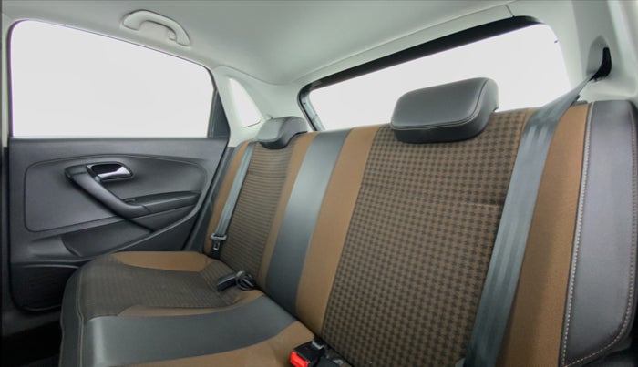 2017 Volkswagen Polo HIGHLINE PLUS 1.2L PETROL, CNG, Manual, 45,278 km, Right Side Rear Door Cabin