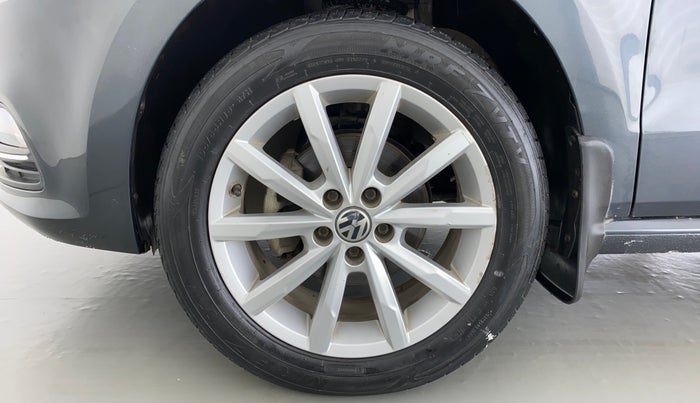 2017 Volkswagen Polo HIGHLINE PLUS 1.2L PETROL, CNG, Manual, 45,278 km, Left Front Wheel