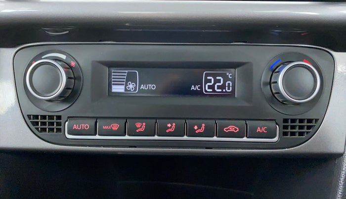 2017 Volkswagen Polo HIGHLINE PLUS 1.2L PETROL, CNG, Manual, 45,278 km, Automatic Climate Control